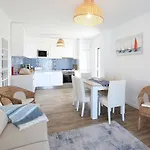 T3- Sunny Apartment *