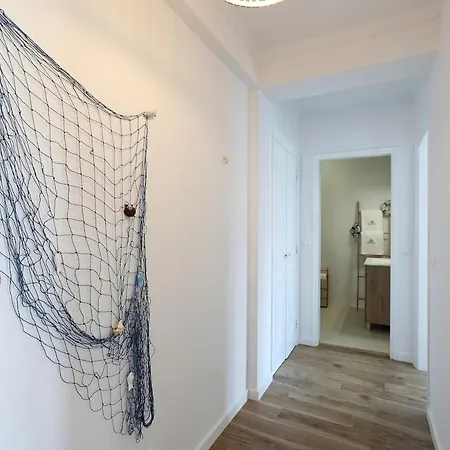 T3- Sunny Apartment *